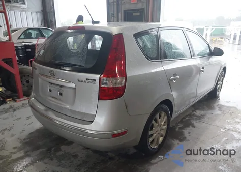 2009 Hyundai Elantra Touring from USA, damaged, VIN KMHDC86E59U041672